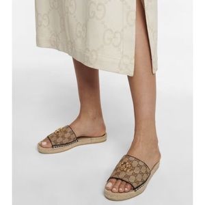GUCCI Pilar Original GG Canvas Espadrille Slide Sandal in Ebony Nero Size 40.5